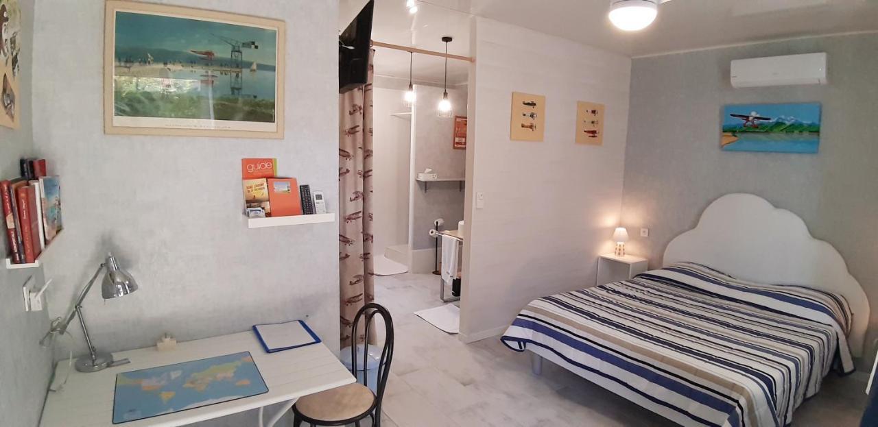 Chambre D'Hotes Du Mas Julianas Сан-Лорон-дьо-ла-Салонк Екстериор снимка