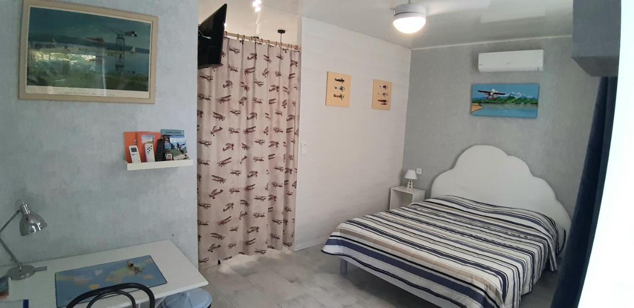 Chambre D'Hotes Du Mas Julianas Сан-Лорон-дьо-ла-Салонк Екстериор снимка